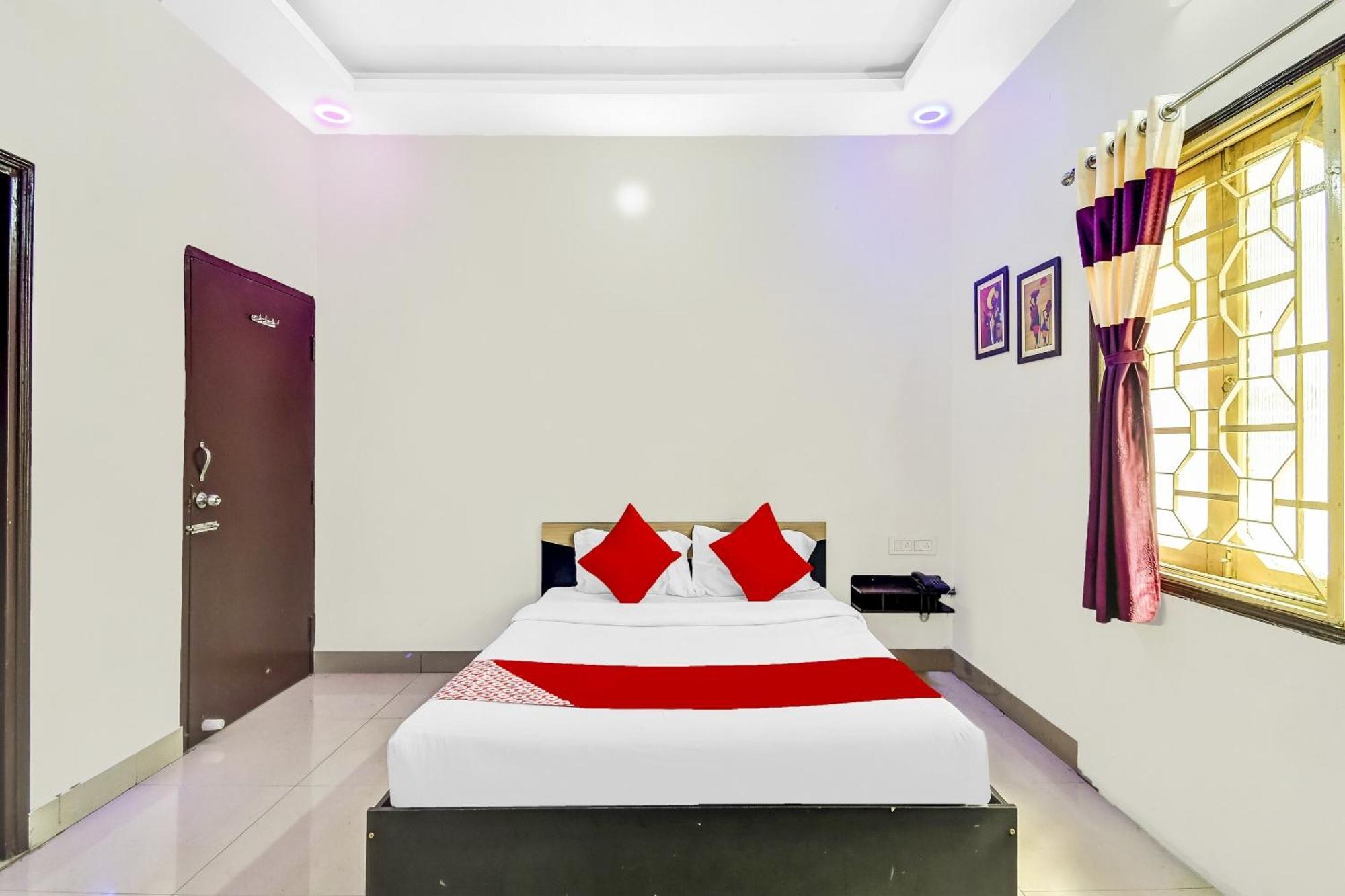 O Avalon Hotel 3*